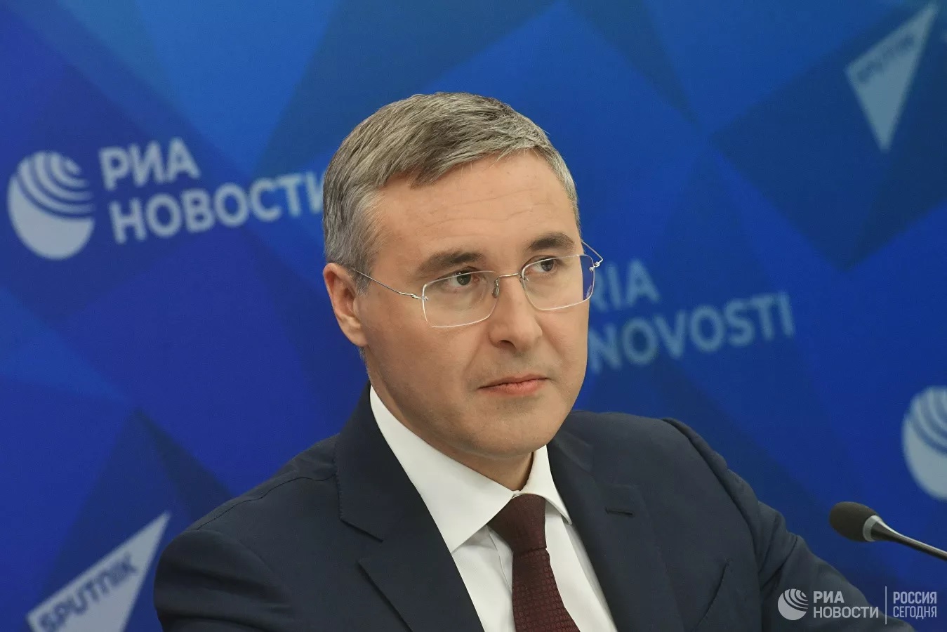 Минобрнауки отменило приказ о контактах ученых с иностранцами